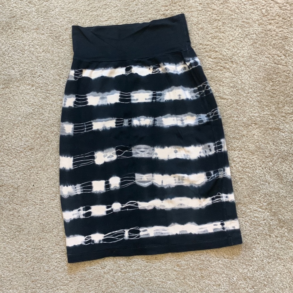 American Apparel High-Waisted Stretchy Midi Pencil Skirt - Size S